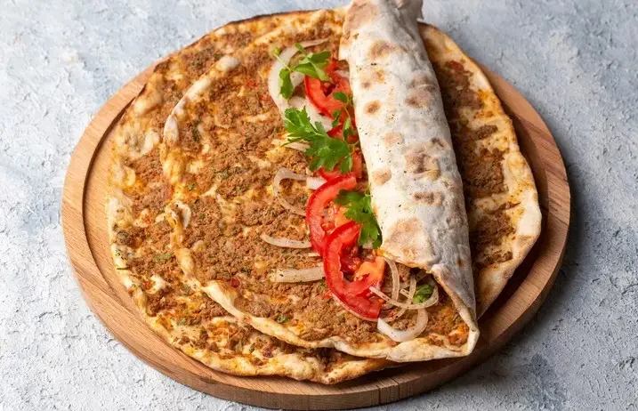 Turkse Pizza (Lahmacun)
