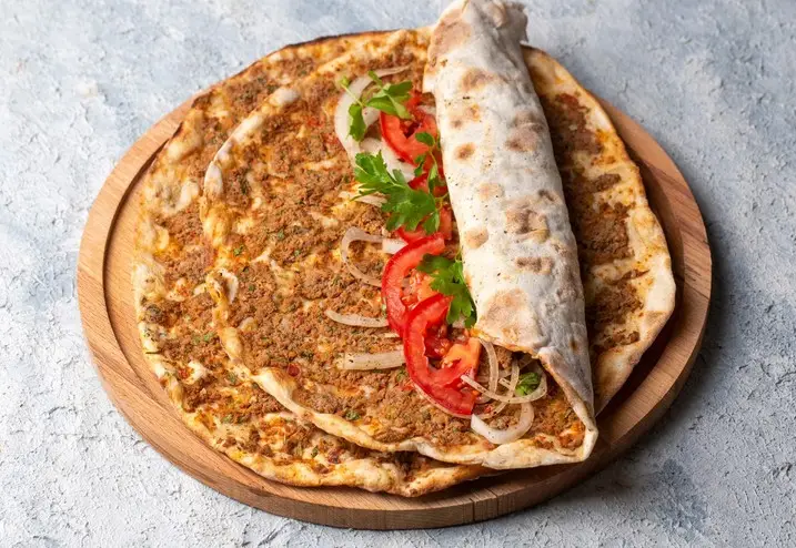 Turkse Pizza (Lahmacun)